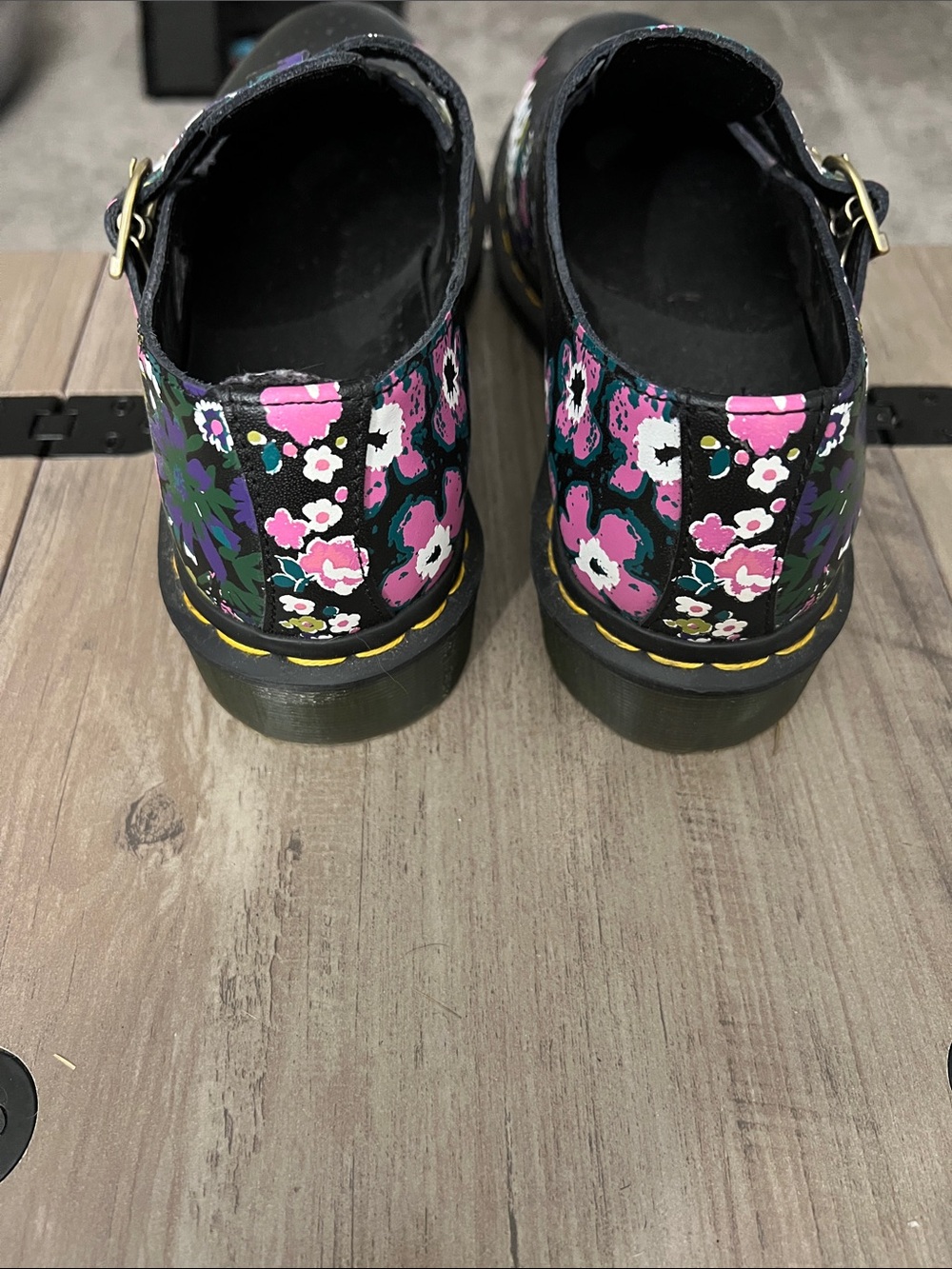 Dr. Martens 8065 Vintage Floral Mary Jane Shoes NWOT size 8 - Picture 6 of 6